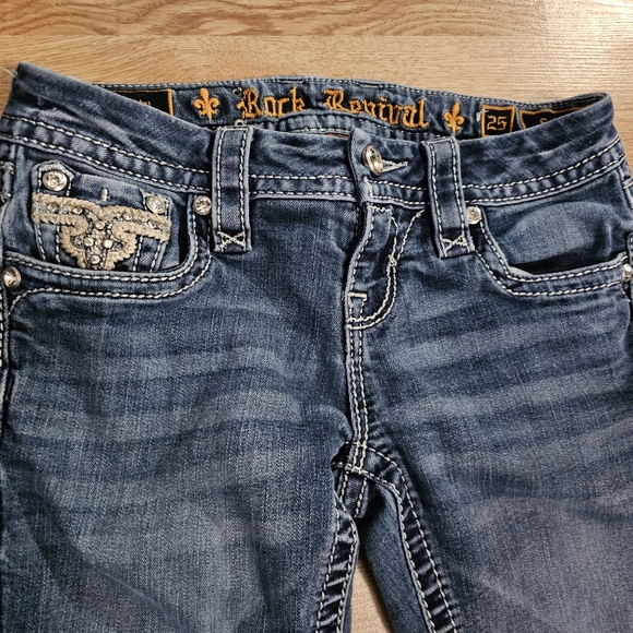 Rock Revival "Betty" Jeans Ornate Stitching and Rhinestones Size 25 - Picture 4 of 7